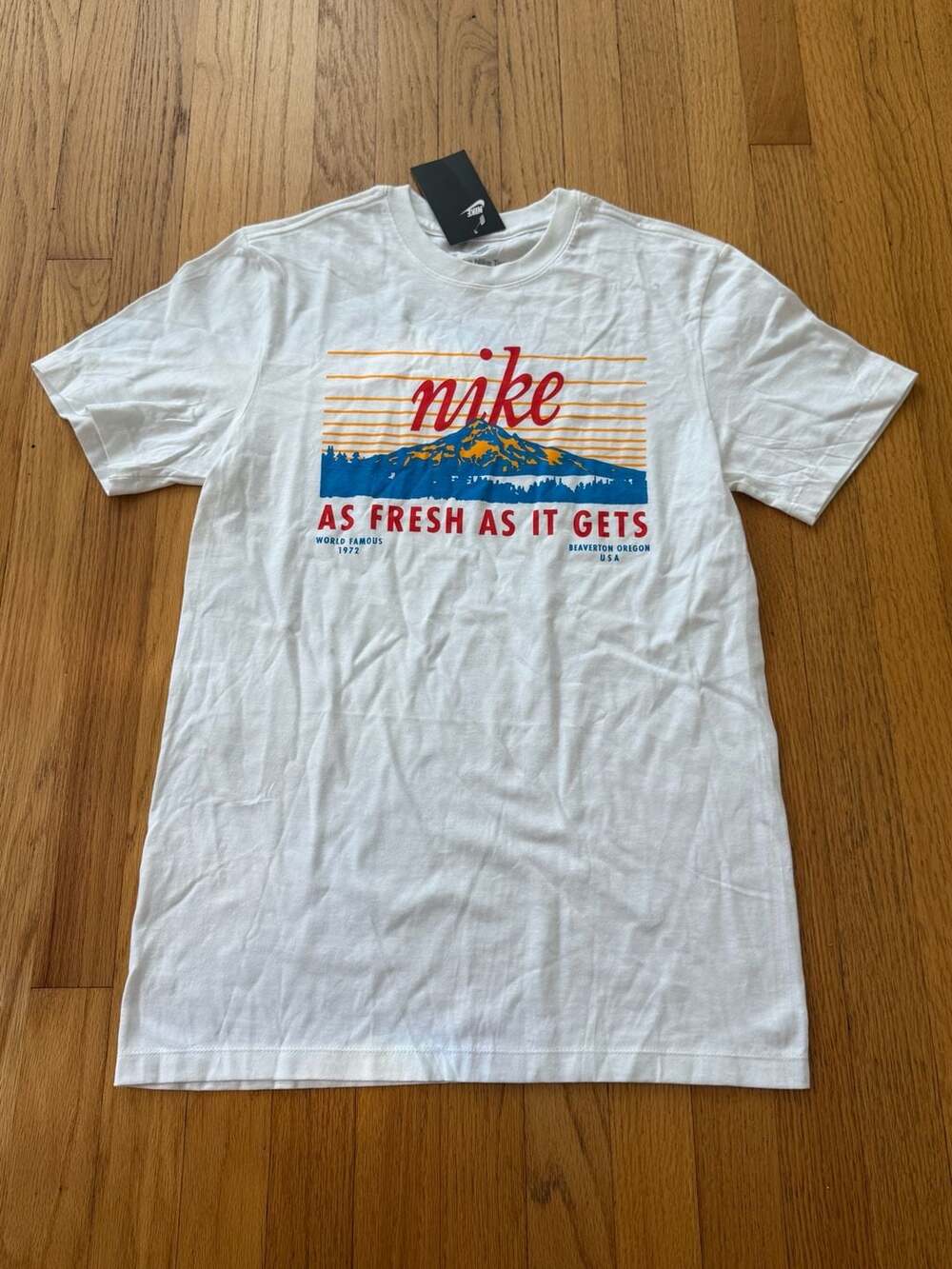 Nike As Fresh As It Gets Graphic T-Shirt White S